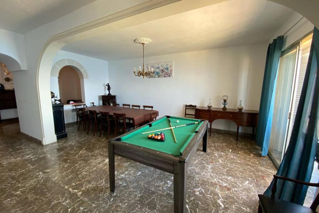 Amazing Sea View Sea Front 3 Bedroom Apartment