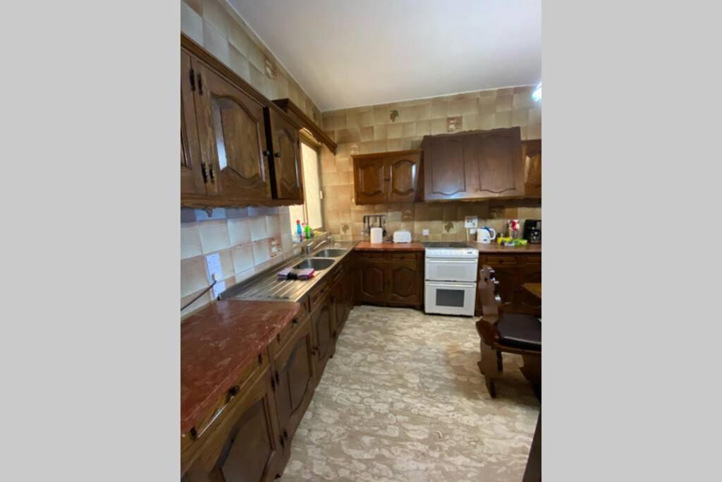 Amazing Sea View Sea Front 3 Bedroom