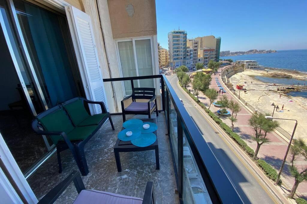 Apartamento Amazing Sea View Sea Front 3 Bedroom Sliema